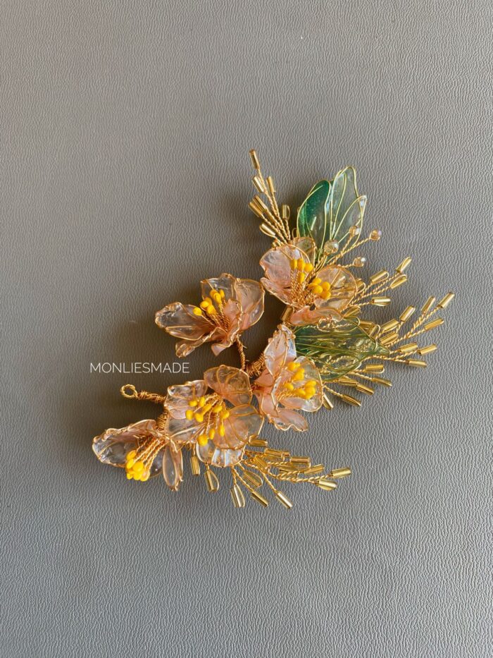 HC1010106 - Flowers Haircomb - Gold - Image 1