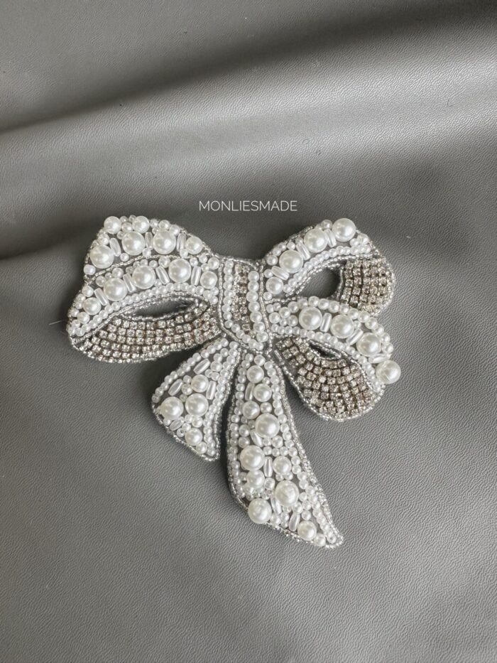 BC104439 - Bow Beads Pearl Brooch Medium – Silver - Image 2
