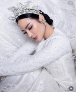 HD1007463 - White Headpiece / Headband - Image 5