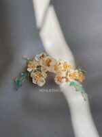 HC103629 - Flowers Brooch - Gold - Image 2