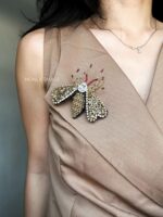 BC108351 - Dragonfly Beadding Brooch - Gold - Image 2