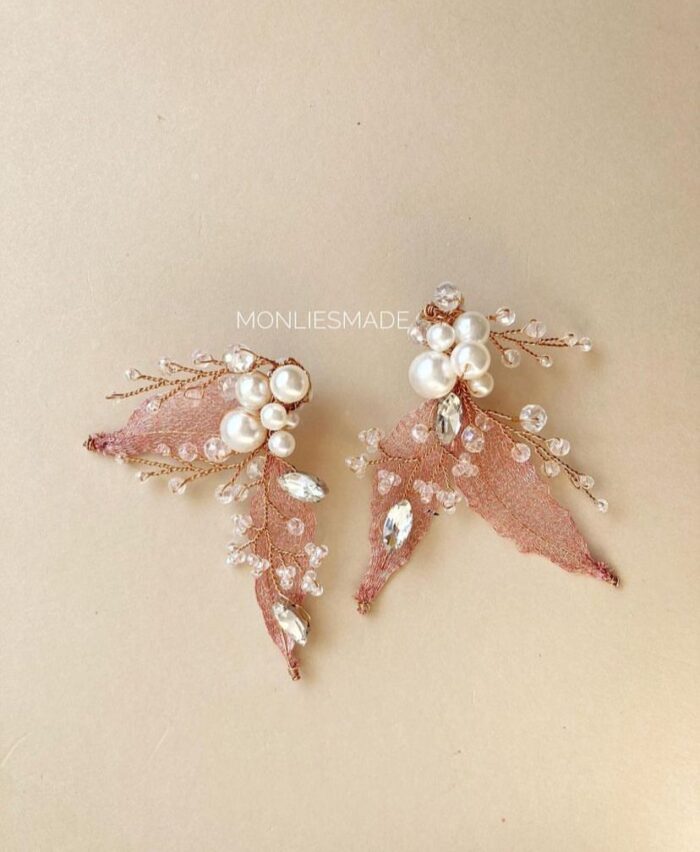 ER1009684 - Floral Errings With Diamond Pearl - Image 2