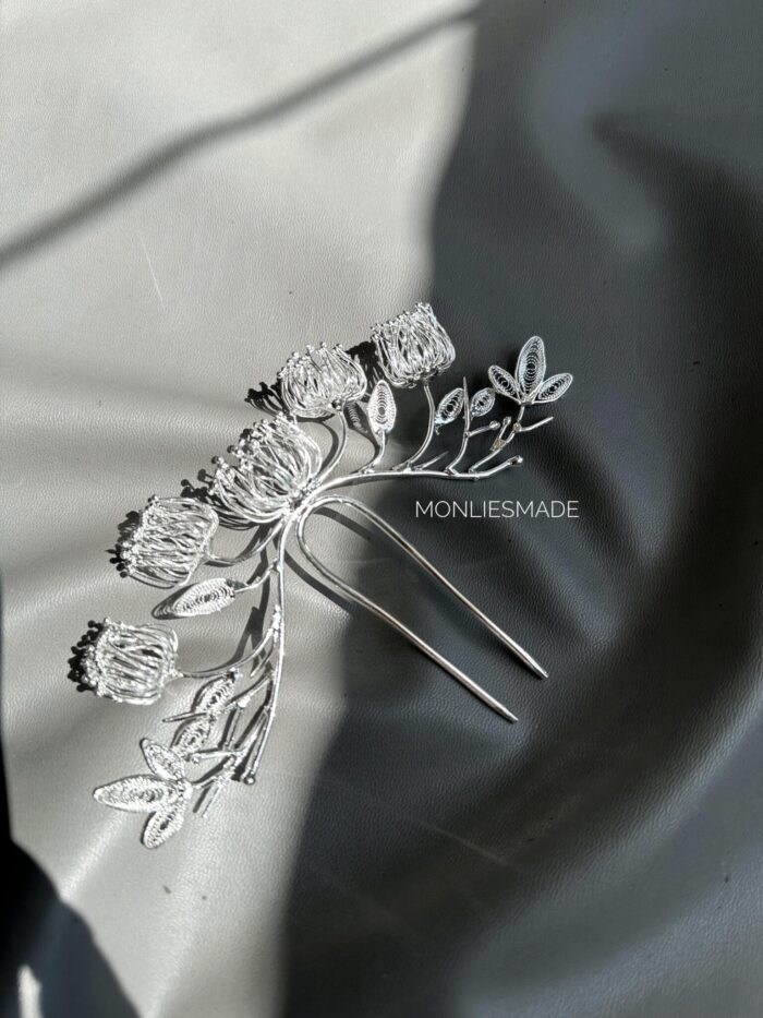 HC100752 - Silver Flowers Haircomb / Hairpins - Image 2