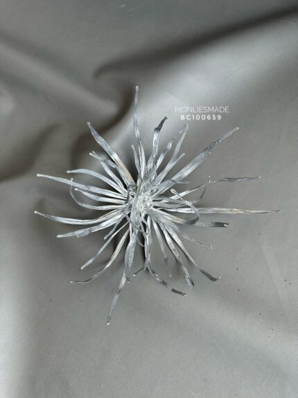 BC100659 - Handmade Flowers Brooch - Silver