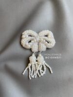 BC1006511 - Bow Pearl Brooch - White