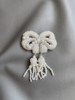 BC1006511 - Bow Pearl Brooch - White - Image 3