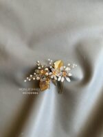 HC100984 - Flowers Grey Haircomb