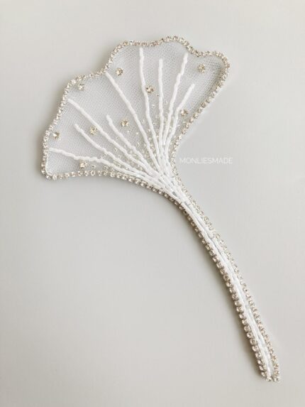 BC100763 - Flowers Beading Brooch - White
