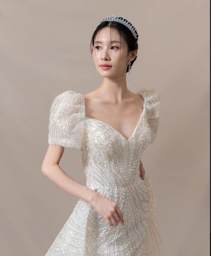 HD103752 - Diamond Crown Wedding Bride - Image 2