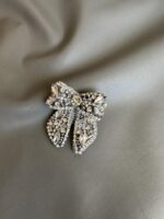 BC1008661 - Diamond Bow Brooch - Silver - Image 4