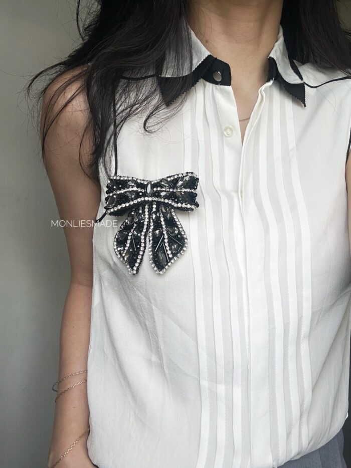 BC100726 – Diamond Bow Brooch – Black - Image 2