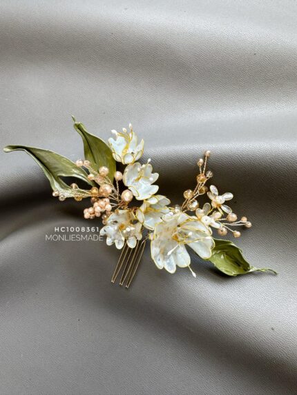 HC1008361 - Flowers Blue Haircomb