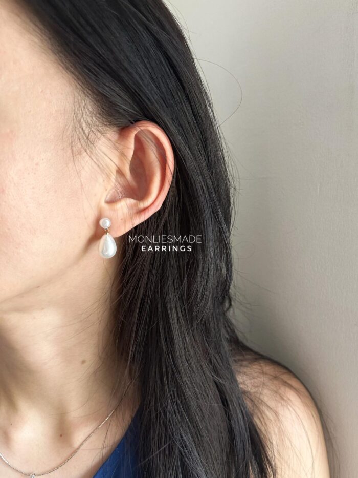ER100652 - Pearl Stud Earrings - Image 3