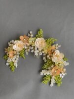 HC102711 - Flowers Nude Haircomb With Crystal - Image 3