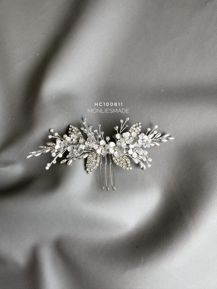 HC100811 - Flowers Silver Haircomb - Image 1