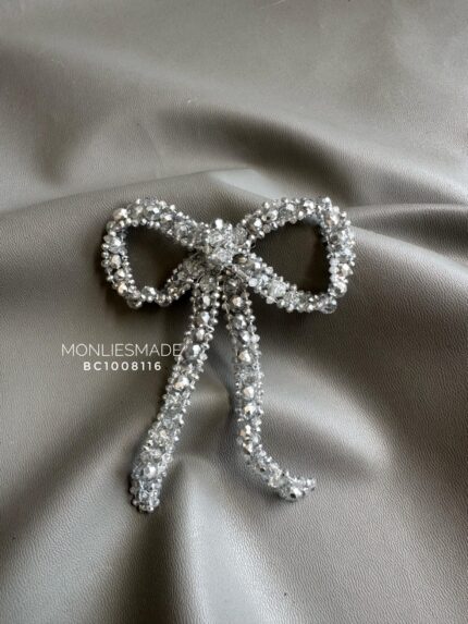 BC1008116 - Bow Crystal Brooch - Silver