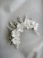 HC1007539 - Flowers White Haircomb