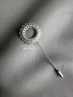 BC20018 - Silver Lapel Pin Tuspin Brooch - Image 2