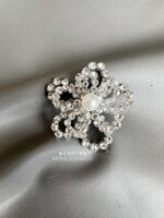 BC201165 - Flowers Damond Brooch