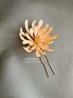 HP1008261 - Medium Flowers Bloom Hairpins - Nude