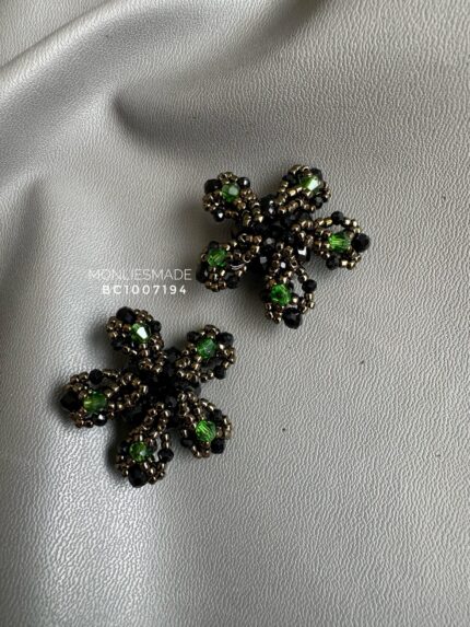 BC1007194 - 1pcs Starry Elegant Beading Brooch