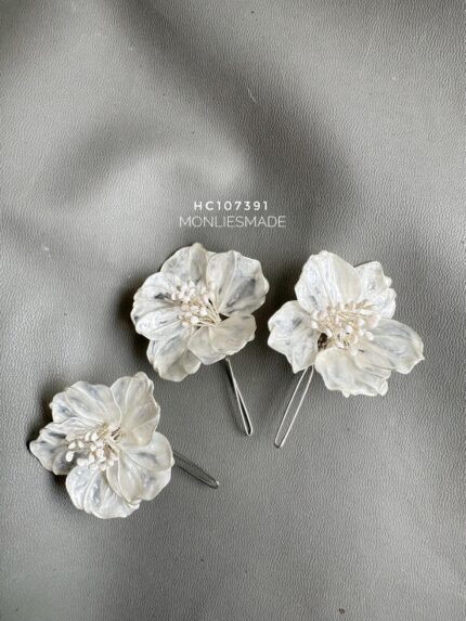 HC1007391 - One set Flowers white haircomb