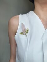 BC108271 - Crystal Brooch with Leaf