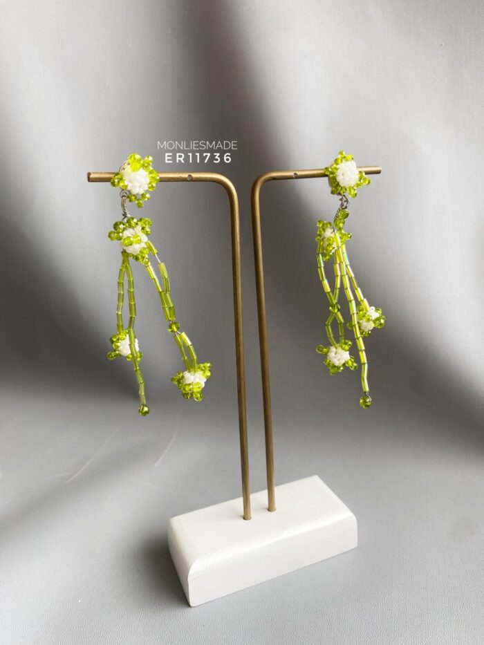 ER11736 - Handmade Crystal Earring - Green - Image 1