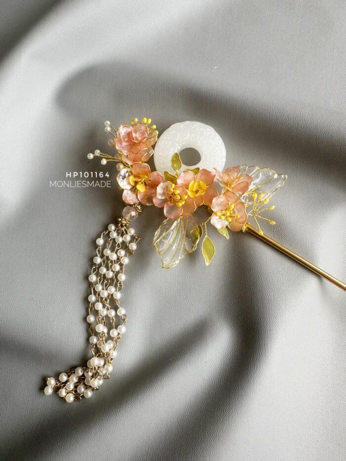 HP101164 - Jade Hairpin With Handmade Flower - Image 1