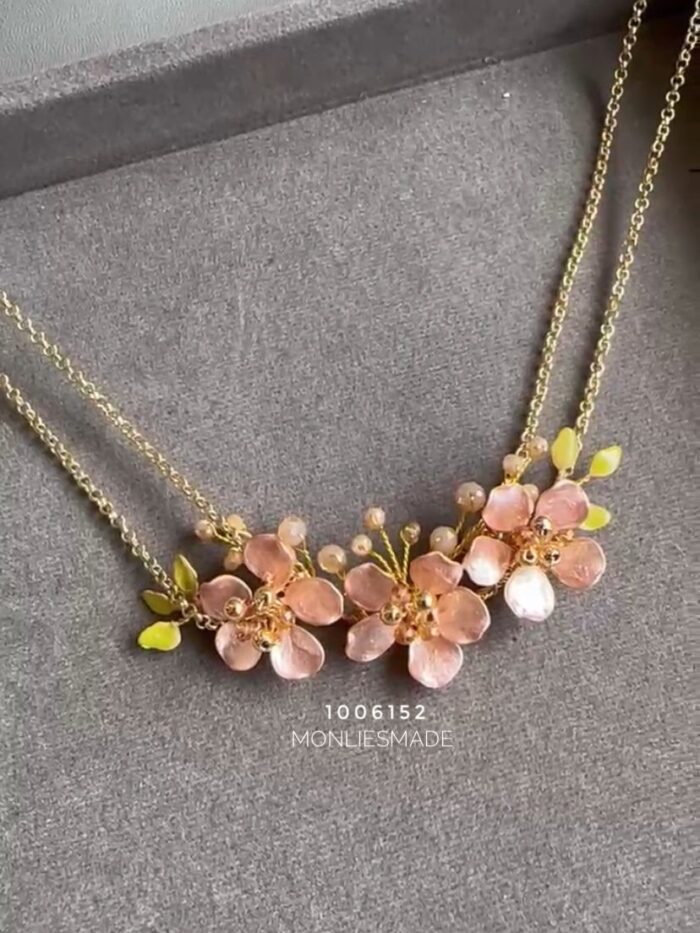 1006152 - Handmade Flower Choker - Nude - Image 1