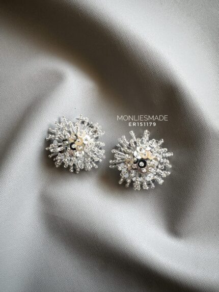 ER151179 - Handmade Flower Earrings - Silver