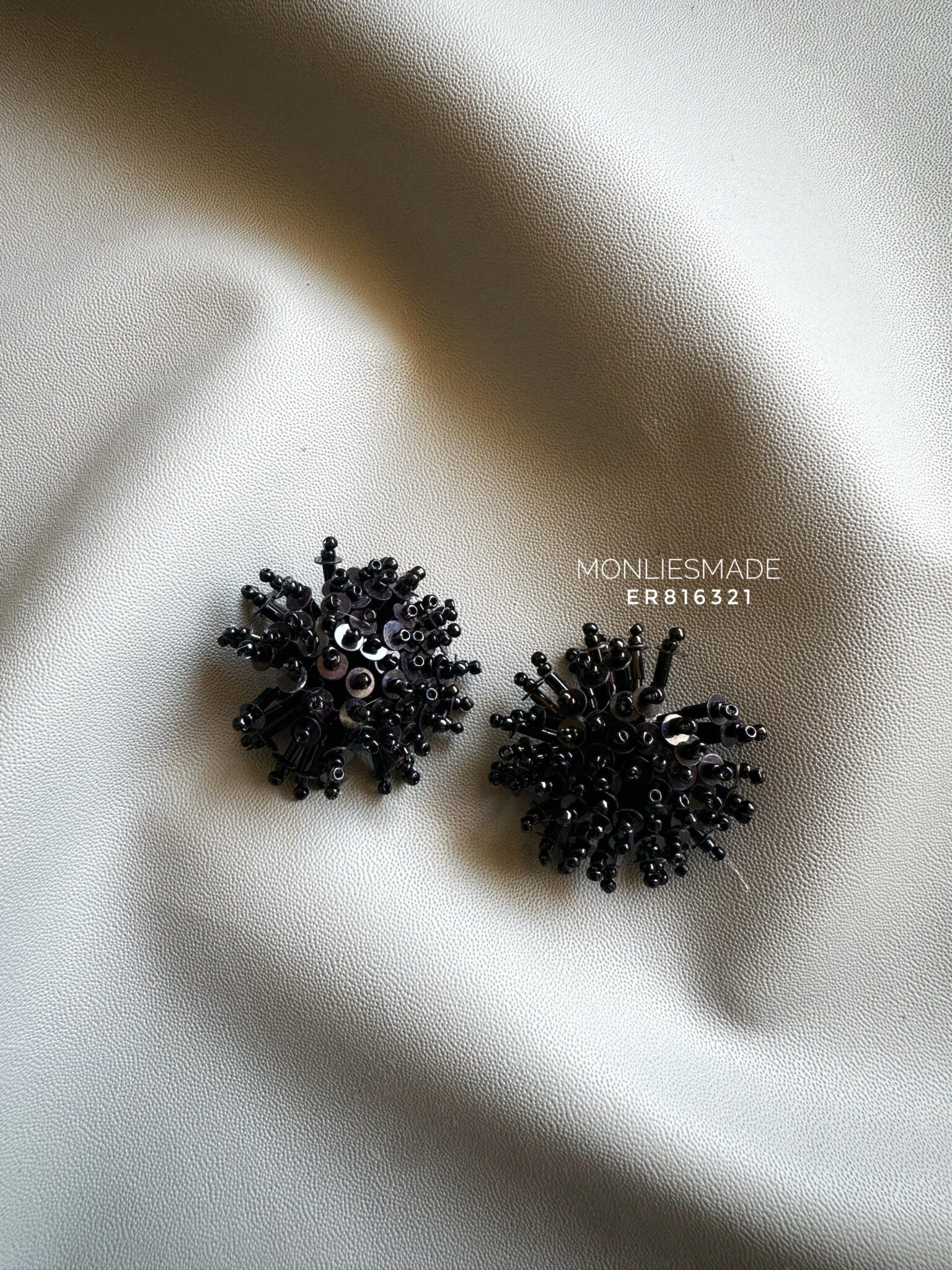 WhatsApp Image 2025-07-10 at 14.55.50 ER816321 - Handmade Flower Earrings - Black - Image 1