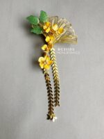 BC31105 - Ginko with Jade Leaf Brooch - Gold