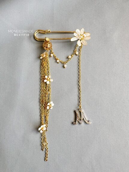 BC411718 - Lula Brooch with Handmade Daisy Flower