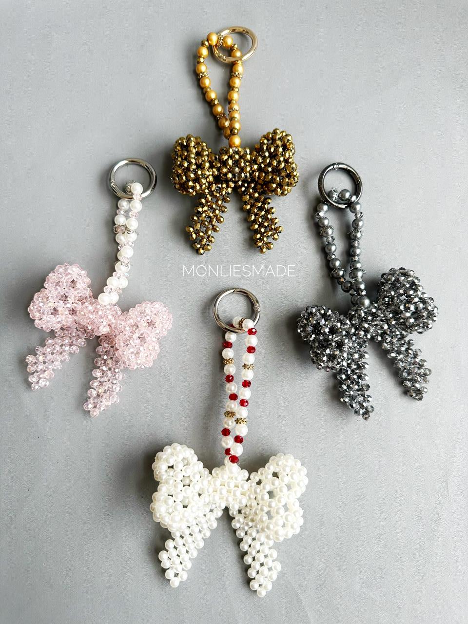 29855062-7a9b-40c3-ae3d-e0a235fcf087 1005188 - Handmade Bow Chain - Image 1