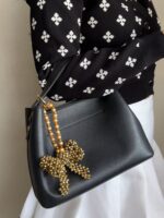 1005188 - Handmade Bow Chain - Image 3