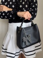 1005188 - Handmade Bow Chain - Image 5