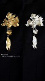 BC11426 - Metal flower brooch