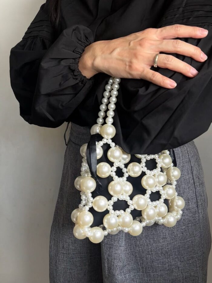 Hanmade Pearl Shoulder Bag - Image 2