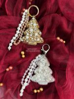 241125001 - Christmas Tree Keychain