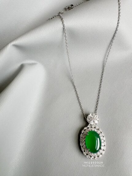 1912250020 - Double Halo Oval Jade Necklace