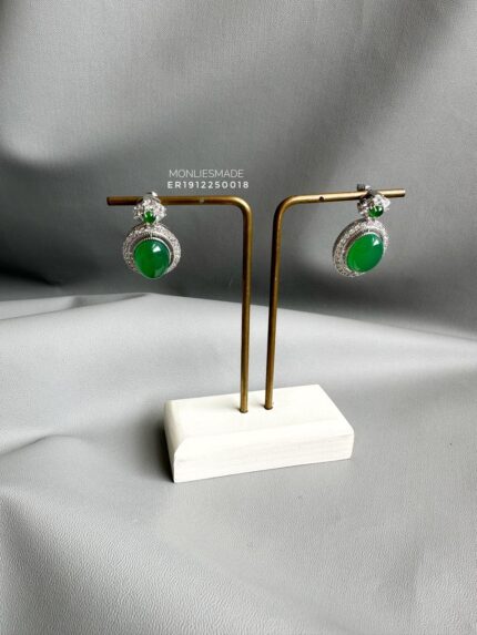 ER1912250018 - Oval Topaz Jade Earring