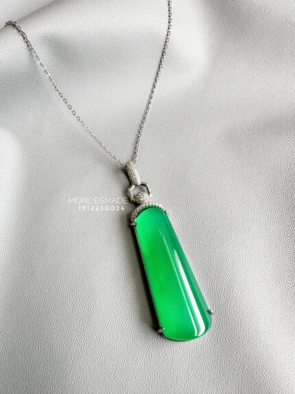 1912250024 - Royal Paradise Jade Necklace