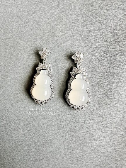 ER1912250025 - Antique Sparkle Carved Jade Earring
