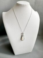 1912250027 - Antique Sparkle Carved Jade Necklace - Image 2