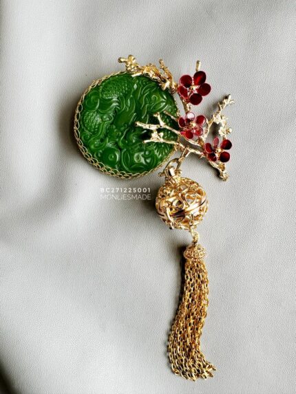 BC060126001 - Jade Brooch With Handmade Flower