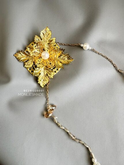 BC291225001 - Flora Sling Brooch