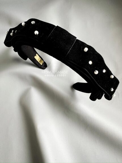 HB051225001 - Handmade Velvet Headband