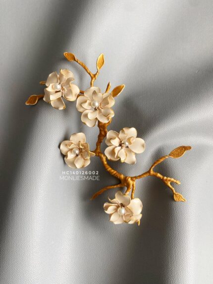 HC140126002 - Aurora Haircomb - White