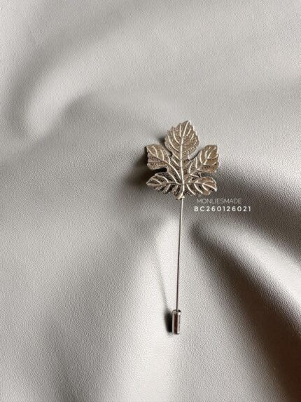 BC260126021 - Silver Lapel Pin